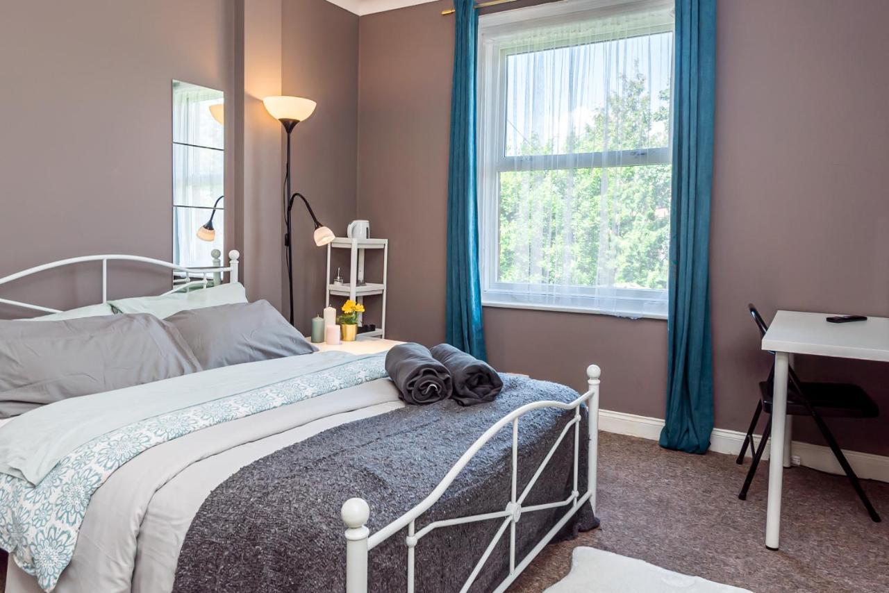 Shirley House 1, Guest House, Self Catering, Self Check In With Smart Locks, Use Of Fully Equipped Kitchen, Walking Distance To Southampton Central, Excellent Transport Links, Ideal For Longer Stays מראה חיצוני תמונה