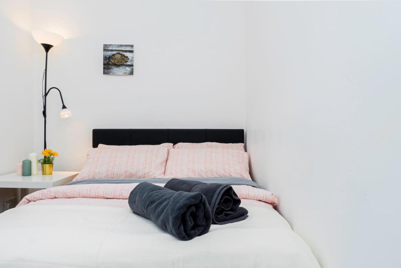 Shirley House 1, Guest House, Self Catering, Self Check In With Smart Locks, Use Of Fully Equipped Kitchen, Walking Distance To Southampton Central, Excellent Transport Links, Ideal For Longer Stays מראה חיצוני תמונה