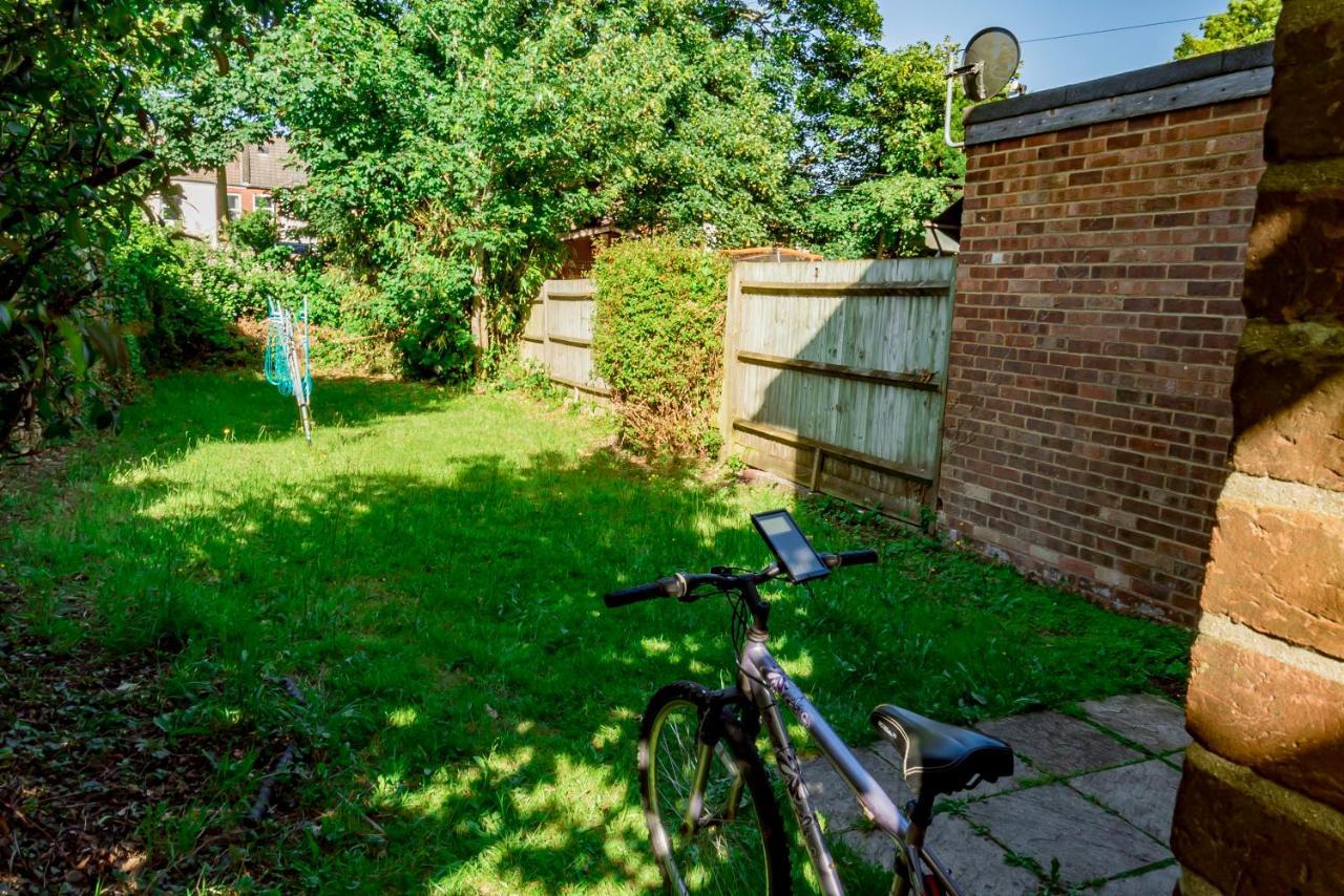 Shirley House 1, Guest House, Self Catering, Self Check In With Smart Locks, Use Of Fully Equipped Kitchen, Walking Distance To Southampton Central, Excellent Transport Links, Ideal For Longer Stays מראה חיצוני תמונה