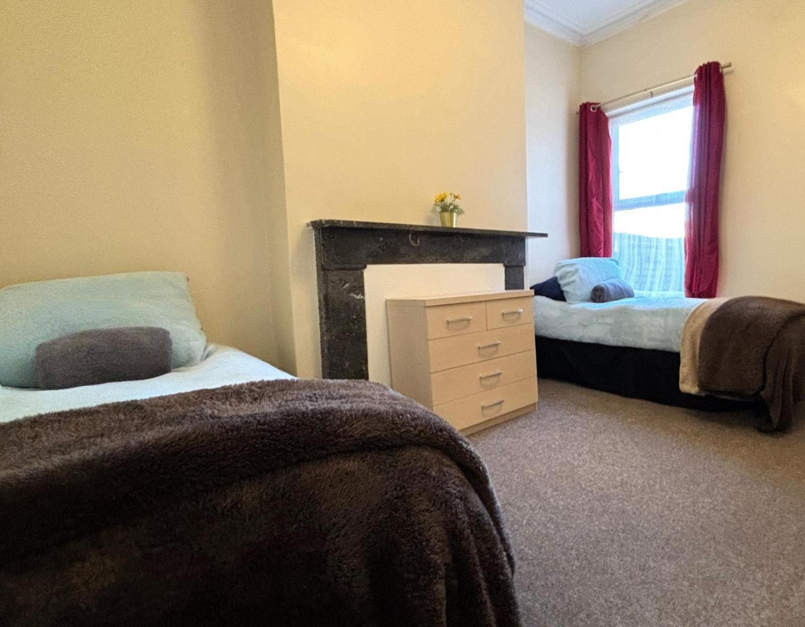 Shirley House 1, Guest House, Self Catering, Self Check In With Smart Locks, Use Of Fully Equipped Kitchen, Walking Distance To Southampton Central, Excellent Transport Links, Ideal For Longer Stays מראה חיצוני תמונה